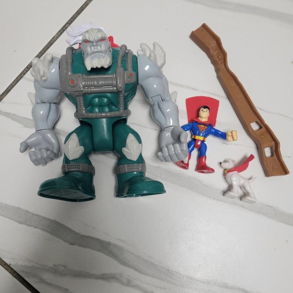 Vintage imaginext Superman and ice man set of figures accessories